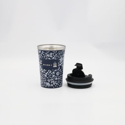choose-to-reuse-rixo-coffee-cup-printed-blue-lid-open